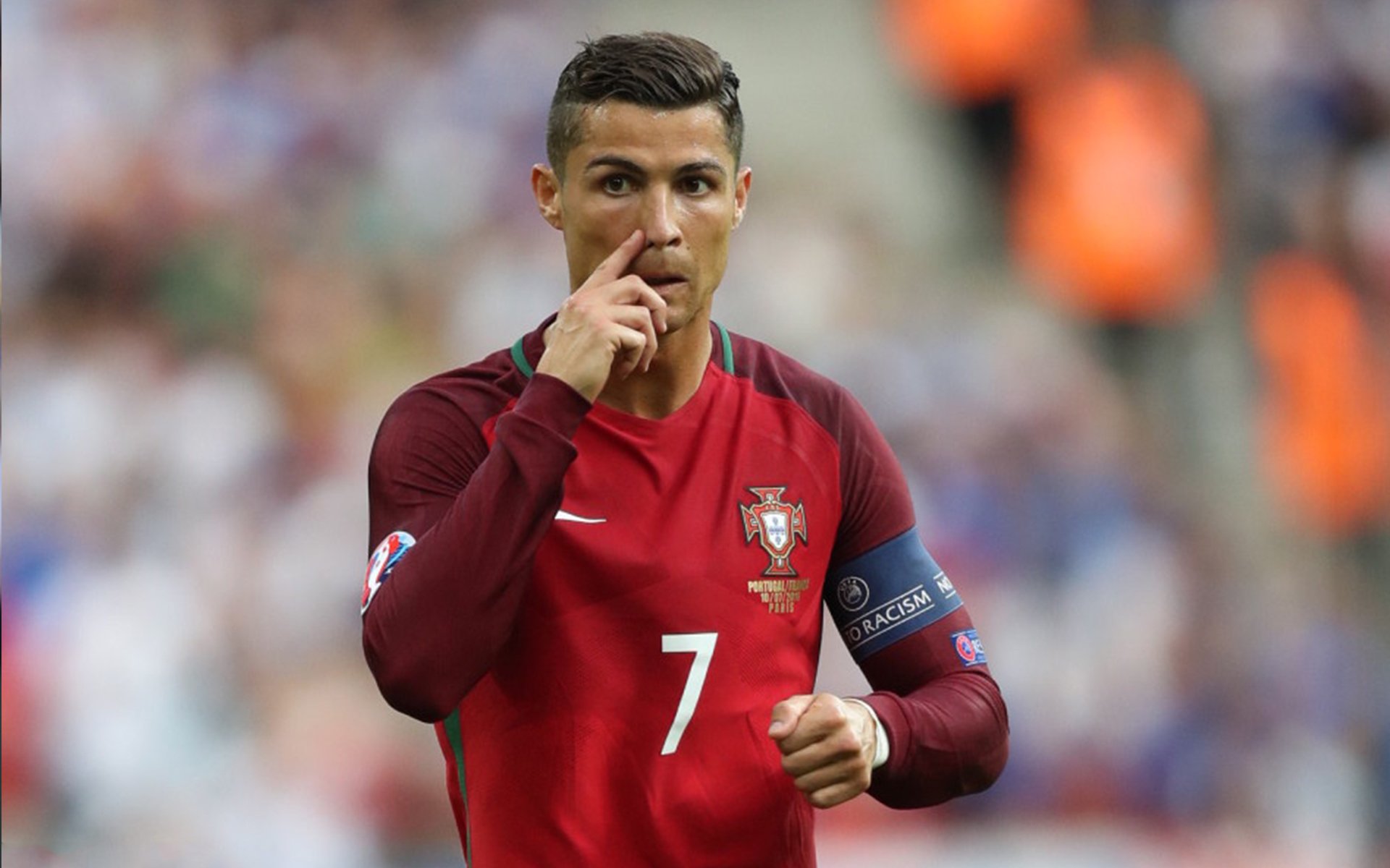 爱游戏APP-德式风暴席卷伊蒂哈德，哈弗茨率勒沃库森轻取曼城，战术纪律战胜巨星云集